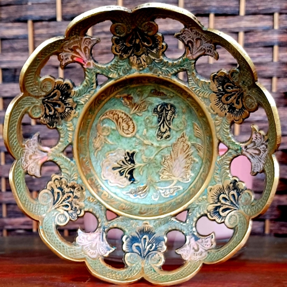 Vintage Solid Brass Scalloped Edge Pedestal Bowl
